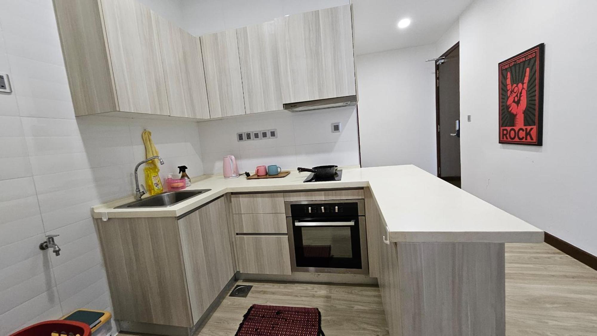 Paragon Suites Studios With Private Jacuzzi Near Ciq Rts Johor Bahru Exterior foto