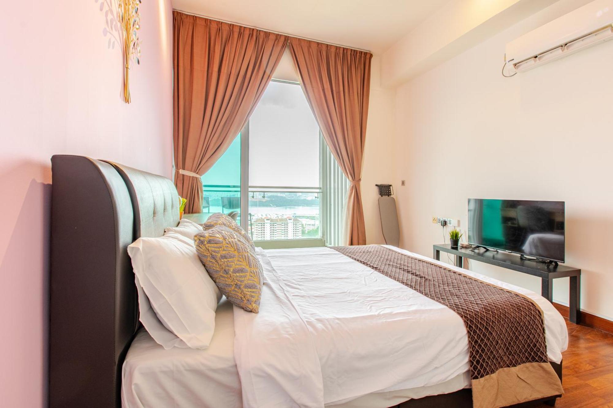 Paragon Suites Studios With Private Jacuzzi Near Ciq Rts Johor Bahru Exterior foto